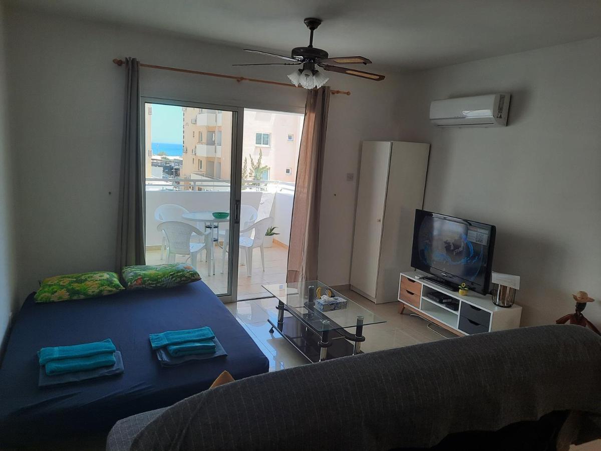 Large Apt 2 Bedrooms Sea View & 2 Balconies Λάρνακα Εξωτερικό φωτογραφία